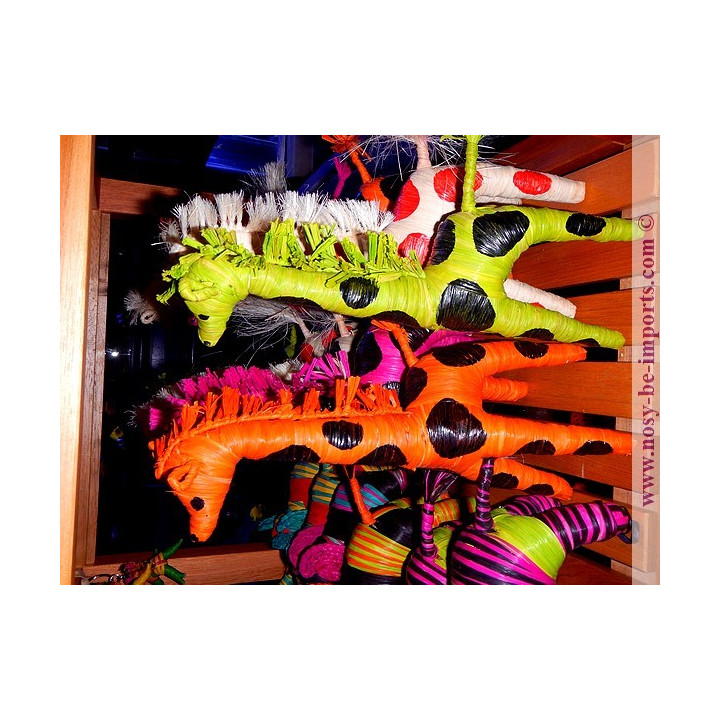 Girafe rafia - Artisanat malgache - Animaux rafia