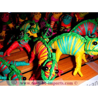Caméléons rafia - artisanat malgache - animaux rafia